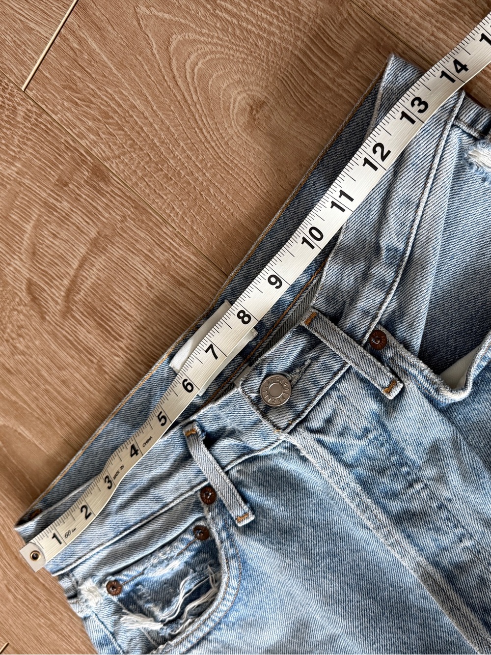 Agolde Light Wash Straight Leg Jeans - Picture 6 of 7